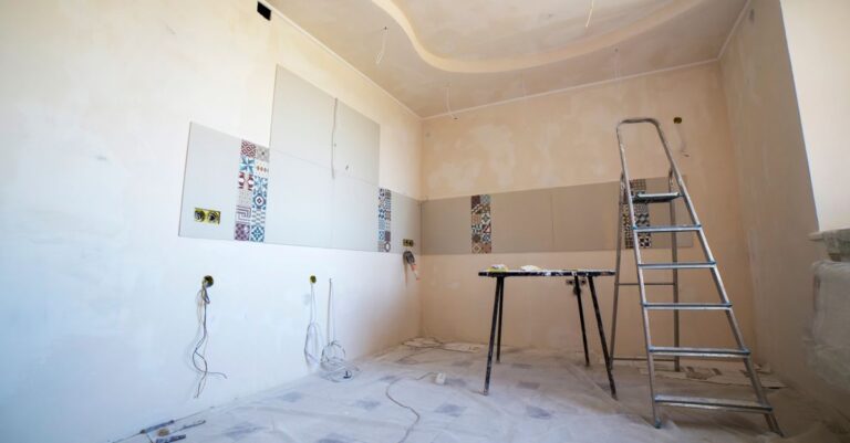 découvrez nos services de rénovation de maison pour transformer votre habitat en un espace moderne, confortable et fonctionnel. expertise et qualité garantie.
