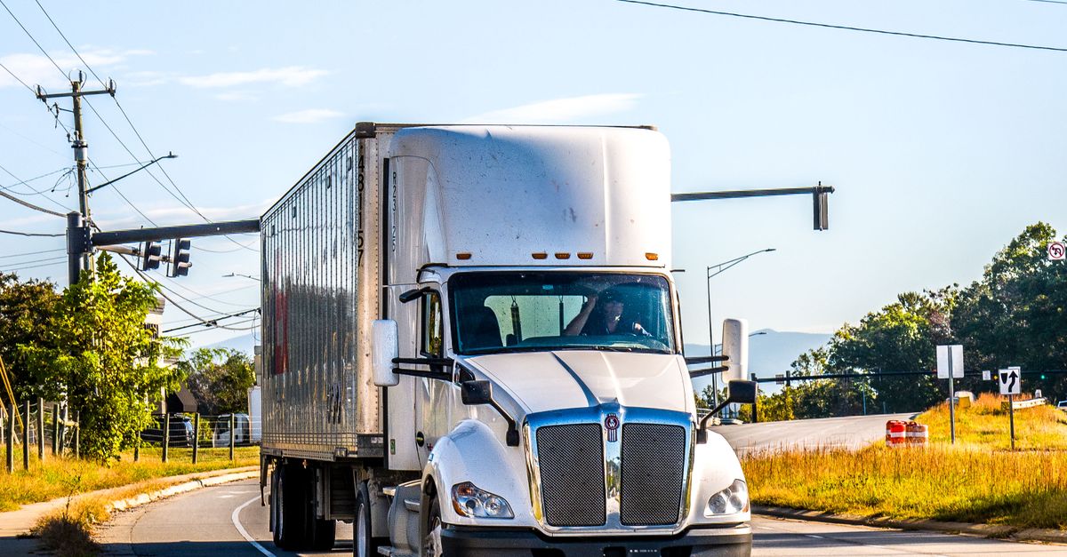 découvrez les conditions, démarches et formations fimo obligatoires pour les conducteurs routiers étrangers souhaitant travailler en france.